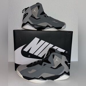 *JORDAN* Jordan True Flight Gray Men’s Size 10.